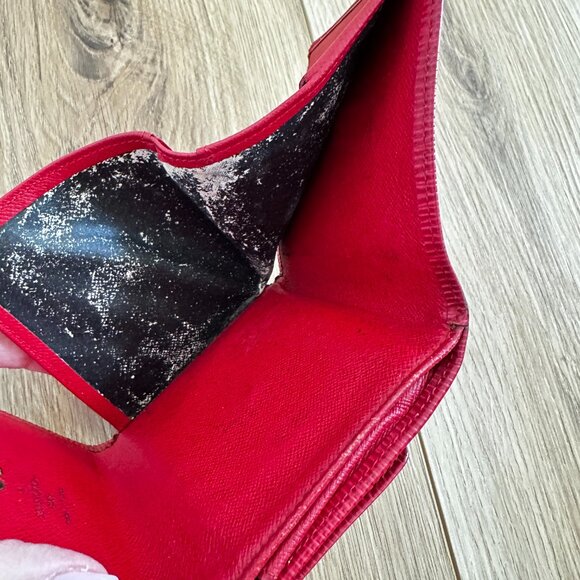 Louis Vuitton Epi Wallet - Picture 13 of 16